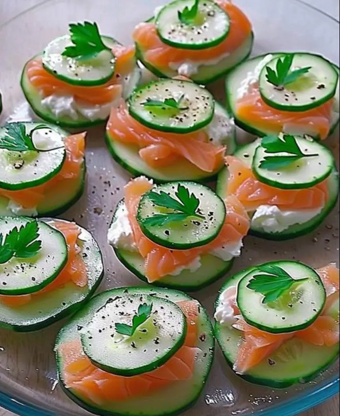 So fein, Gurken Lachs Häppchen mit 200 g Doppelrahmfrischkäse