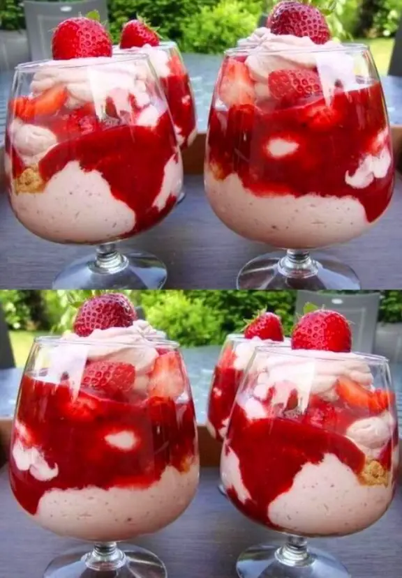 Quarkdessert mit 300 g Erdbeeren in nur 3 Minuten gezaubert