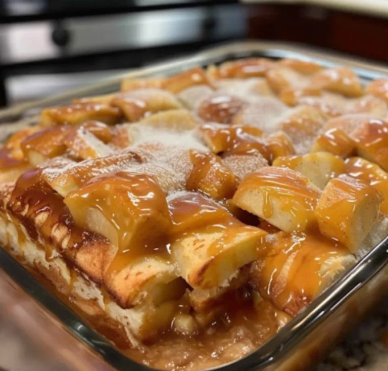 Gerollte Lasagne mit Karamell, Äpfeln und Zimt 